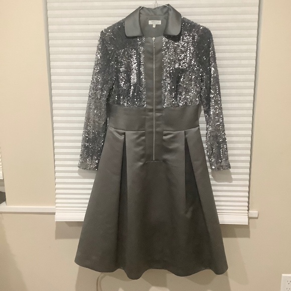 Fancy sequin dress - Picture 1 of 6
